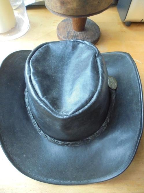 Mooie soepele zwarte lederen hoed "Jacaru" Made in Australia, Vêtements | Hommes, Chapeaux & Casquettes, Comme neuf, Chapeau, 57 cm (M, 7⅛ pouces) ou moins