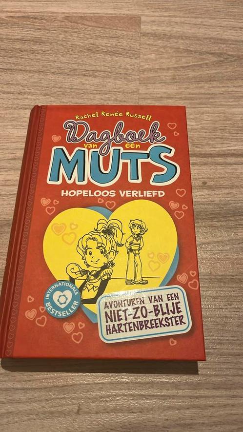 Rachel Renée Russell - Hopeloos verliefd, Boeken, Kinderboeken | Jeugd | 10 tot 12 jaar, Nieuw, Ophalen