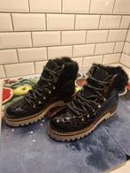 Nieuwe schoenen paris londres, Enlèvement ou Envoi, Neuf