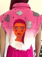 Gorgeous cropped pink vest with face and print (S/M) NEW, Maat 38/40 (M), Nieuw, Roze, Bershka