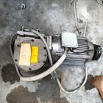 2 stuks electro motor met rem en reductie, Doe-het-zelf en Bouw, Motoren, Ophalen, Gebruikt, Elektromotor, Minder dan 1400 rpm