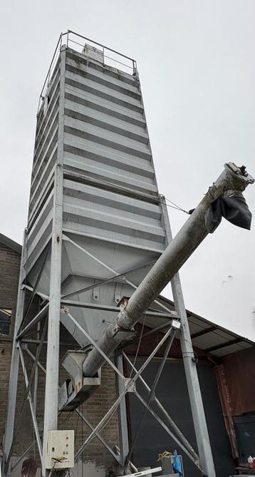 Kurz Silos – 60 m³ vaste cementsilo met wormpomp beschikbaar voor biedingen