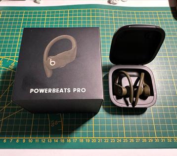 Powerbeats Pro Earbuds - military green beschikbaar voor biedingen