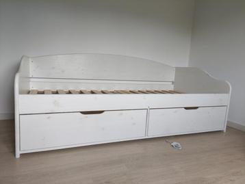 kinder/puber bed beschikbaar voor biedingen