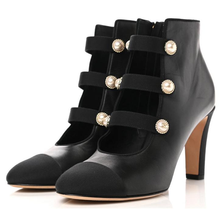 CHANEL LEREN LAARSJES MAAT 39, (NEW 1.800) ORIGINEEL💖💖💖, Kleding | Dames, Schoenen, Zo goed als nieuw, Lage of Enkellaarzen