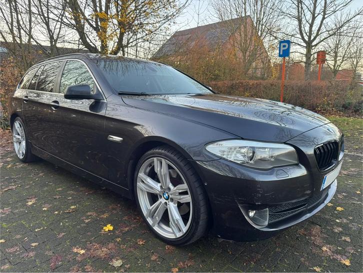 BMW 520d Touring–135 kW/184 pk–Pano–Automaat, Auto's, BMW, Particulier, 5 Reeks, Achteruitrijcamera, Diesel, Euro 5, Break, 5 deurs