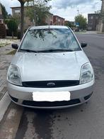 Ford fiesta 1.2 benzine bouwjaar 2003 km 140.000, Auto's, Stof, Zwart, Bedrijf, Handgeschakeld