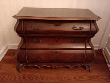 Commode vintage à 3 tiroirs ., Maison & Meubles, Armoires | Commodes, 3 ou 4 tiroirs, Commode ventrale, Moins de 100 cm, Comme neuf