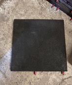 Rubberen tegels 50x50x4,5 speeltoestel dak stal ed ruim 35m2, Ophalen, Gebruikt, Rubber, 10 m² of meer