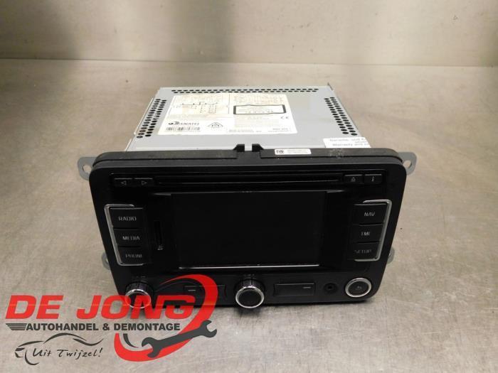 Système navigation d'un Skoda Superb, Autos : Pièces & Accessoires, Électronique & Câbles, Skoda, Utilisé, 3 mois de garantie