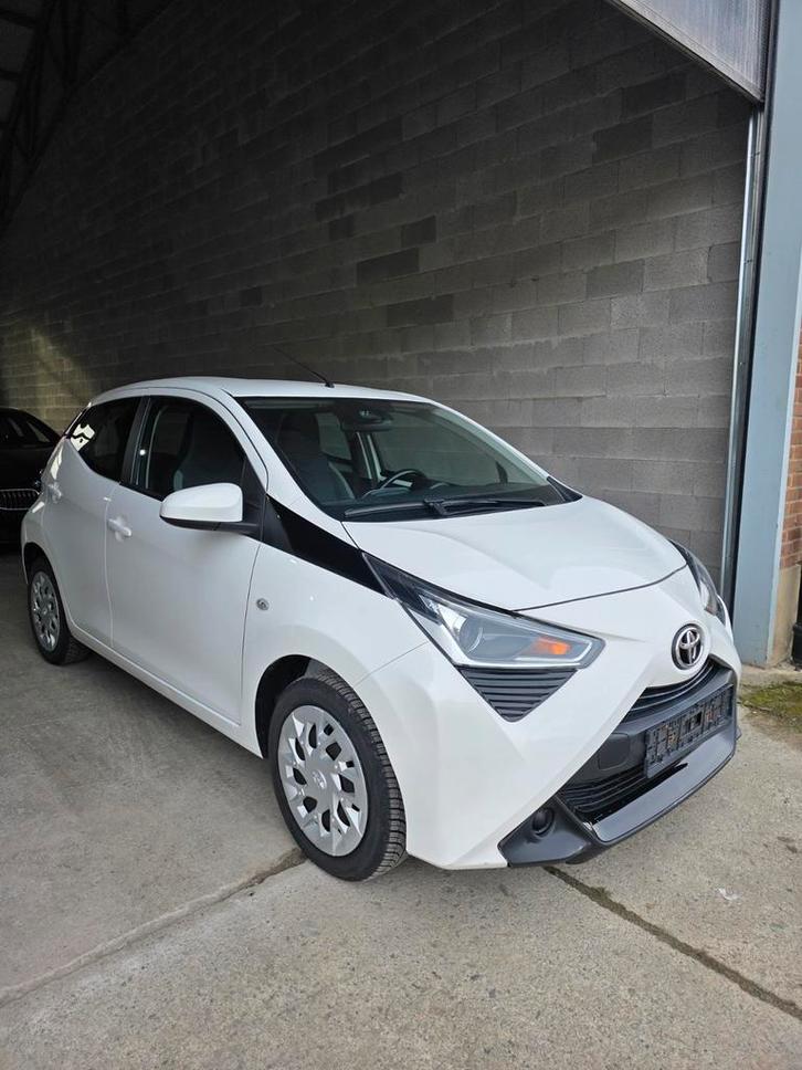 Toyota Aygo Connect 1.0 Essence 72ch 06/2021 E6d Super état, Auto's, Toyota, Aygo, ABS, Achteruitrijcamera, Adaptive Cruise Control