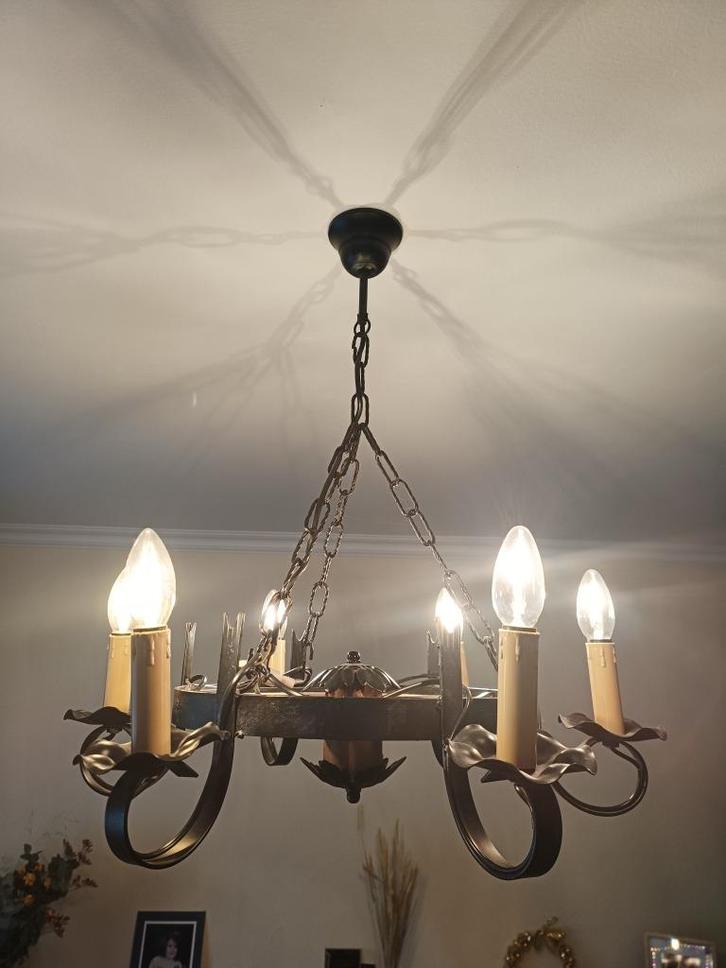 Lustre roue de charrette, Huis en Inrichting, Lampen | Kroonluchters, Gebruikt, Hout, Metaal, Ophalen