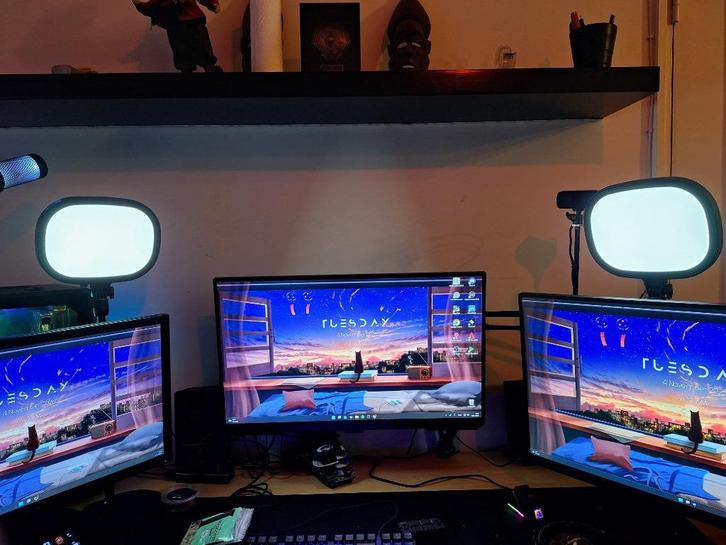 2 stuks studio verlichting op standaard, Audio, Tv en Foto, Fotografie | Fotostudio en Toebehoren, Zo goed als nieuw, Lamp of Flitsset