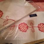 2 nieuwe katoenen lakensets 2 persoonsbed samen 15€, Huis en Inrichting, Slaapkamer | Beddengoed, Ophalen, Zo goed als nieuw
