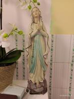 Oud religieus beeld van de Heilige Maagd Maria Lourdes, Antiek en Kunst, Antiek | Religieuze voorwerpen, Ophalen of Verzenden