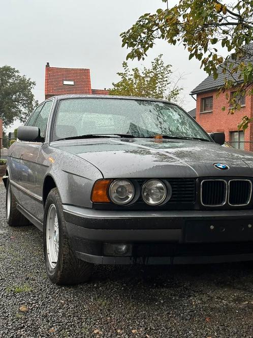 BMW 520i E34 1993 TE KOOP, Autos, BMW, Particulier, Air conditionné, Ordinateur de bord, Vitres électriques, Peinture métallisée