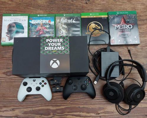 Xbox Series X + 4TB SSD + Gaming Headset + 5 Jeux, Consoles de jeu & Jeux vidéo, Consoles de jeu | Xbox Series X & S, Comme neuf