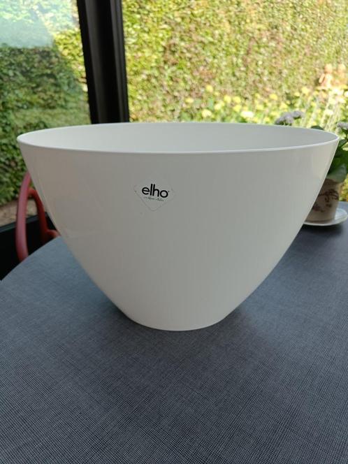 Bloempot. Merk: Elho. Kleur: wit. Diameter. Breedte: 36 cm., Tuin en Terras, Bloempotten, Gebruikt, Kunststof, Minder dan 40 cm