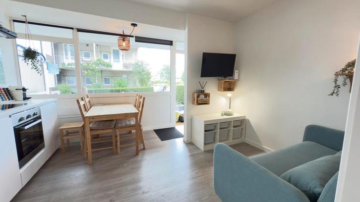 € 725/maand GEMEUBELD appartement - De Haan, Immo, Appartementen en Studio's te huur, Provincie West-Vlaanderen, 20 tot 35 m²