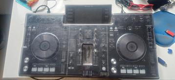 pioneer xdj-rx + decksaver beschikbaar voor biedingen