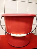 SEAU EN PLASTIQUE, Enlèvement, Utilisé, Avec poignée