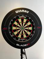 Dartsset Winmau Blade 6, Enlèvement, Comme neuf, Cible de fléchettes avec fléchettes