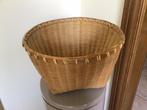 Vintage rieten mand, Ophalen, Zo goed als nieuw, Vierkant, Mand