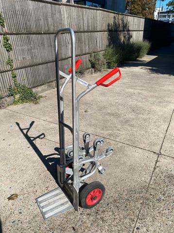 Steekwagen proffesioneel alluminium hoogte 1,6m beschikbaar voor biedingen