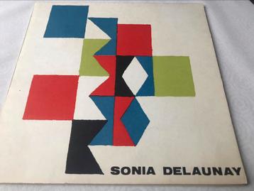 Sonia Delaunay Tapis Textiles 50pag beschikbaar voor biedingen