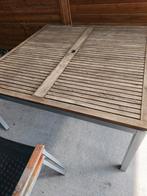 Vierkante 1,5 op 1,5 met alu poten en 8 stoelen ., Tuin en Terras, Ophalen, Zo goed als nieuw, Hout
