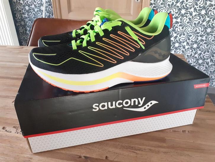 Saucony Endorphin Shift maat 41 NIEUW, Kleding | Heren, Schoenen, Nieuw, Sportschoenen, Ophalen of Verzenden