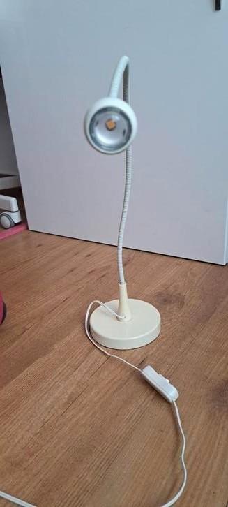 Ikea bureaulamp vervormbaar beschikbaar voor biedingen