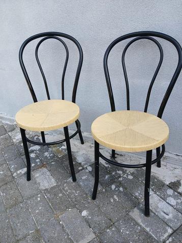 17 horeca terrasstoelen
Prijs:15€ PER STUK beschikbaar voor biedingen