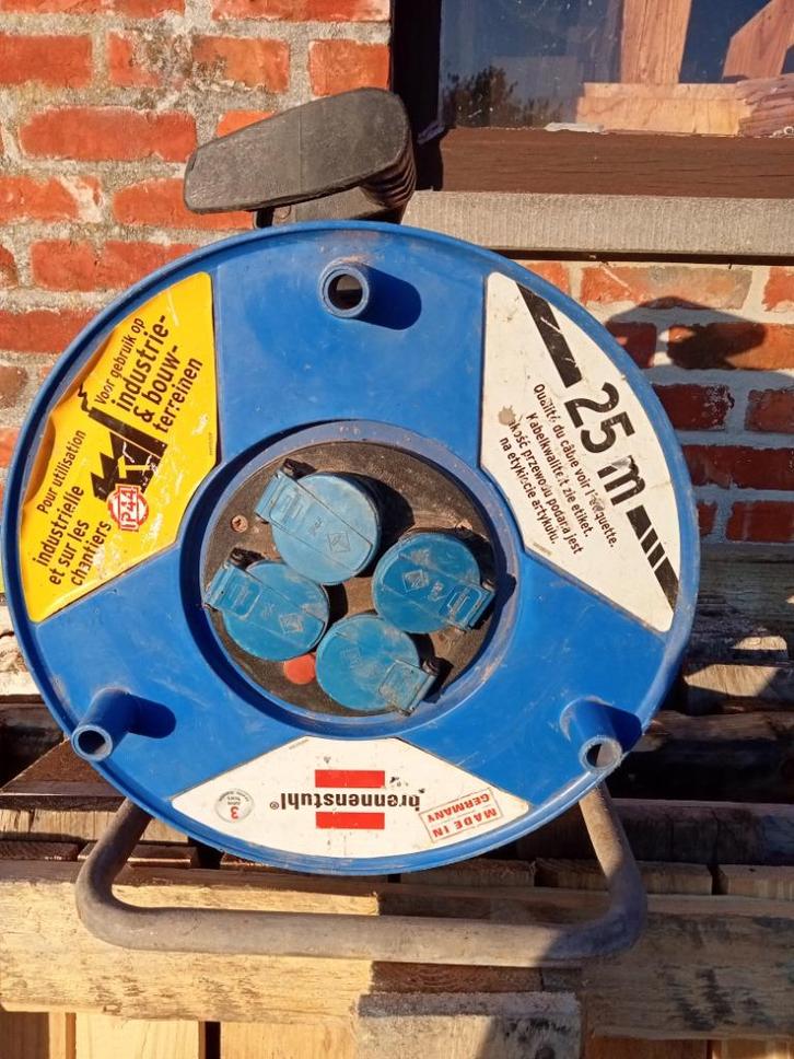 Elektrische kabels, verlengkabel, kabelhaspel, Doe-het-zelf en Bouw, Elektriciteit en Kabels, Gebruikt, Kabel of Snoer, Ophalen