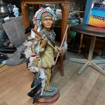 Opperhoofd in polystone 55 cm hoog indiaan  beschikbaar voor biedingen