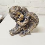 Statuette en résine, Enlèvement, Comme neuf