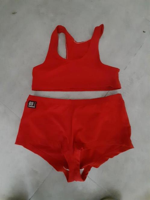 Originele sportieve(re) bikini Bellerose, Kleding | Dames, Badmode en Zwemkleding, Bikini, Rood, Ophalen of Verzenden