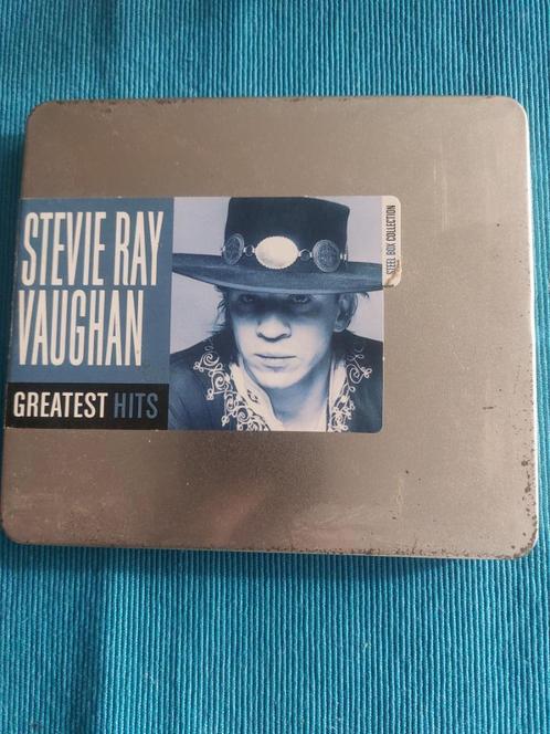 Stevie Ray Vaughan - Greatest Hits - Steel box, CD & DVD, CD | Rock, Utilisé, Pop rock, Enlèvement ou Envoi