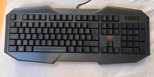 Trust GXT 830-RW Avonn. Gamingtoetsenbord., Computers en Software, Toetsenborden, Zo goed als nieuw, Bedraad, Multimediatoetsen
