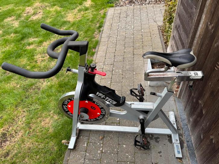 Vélo de spinning VPS Tech - bon état technique, Vélos & Vélomoteurs, Vélos | BMX & Freestyle, Utilisé, 16 à 20 pouces, Acier, Repose-pieds