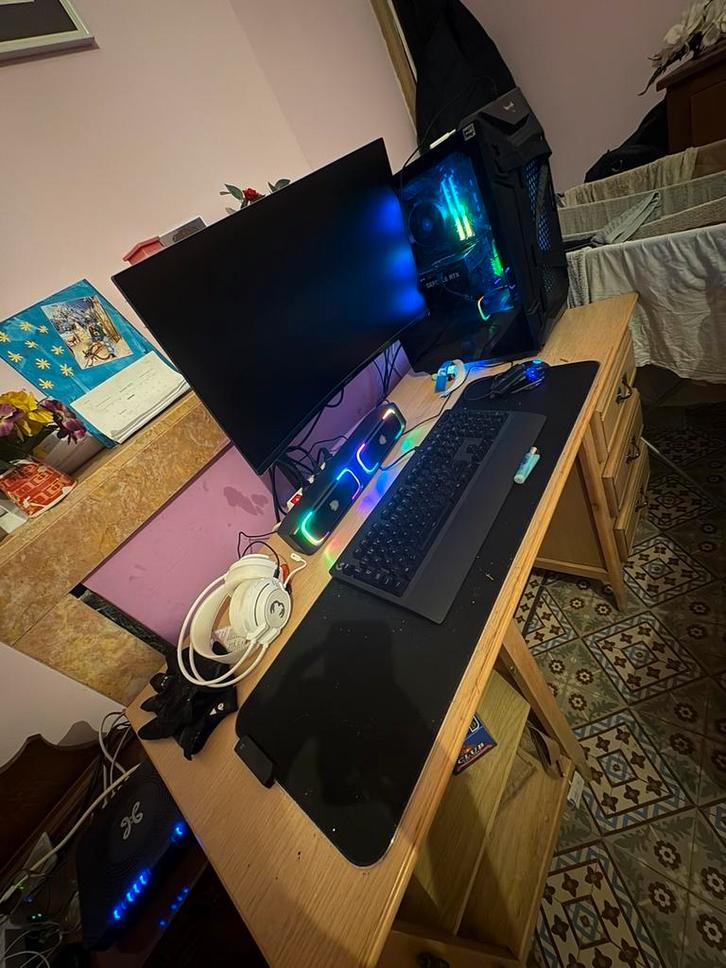 Setup gmaing, Computers en Software, Desktop Pc's, Zo goed als nieuw, 3 tot 4 Ghz, SSD, 16 GB, Gaming, Ophalen