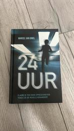 24 uur marcel van driel, Boeken, Science fiction, Ophalen, Zo goed als nieuw