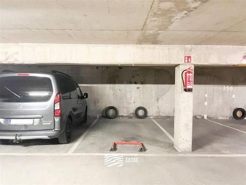 Garage te koop in Nieuwpoort, Immo, Garages en Parkeerplaatsen