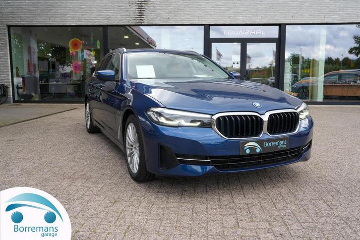 BMW 520 520E BREAK ELECT.TREKHAAK/LEDER/CARPLAY/.... 1STE E, Auto's, BMW, Bedrijf, 5 Reeks, ABS, Adaptieve lichten, Adaptive Cruise Control
