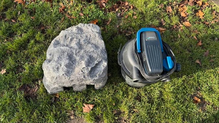 Oase filtoclear 13000 met afdekking rots. Vijverfilter., Tuin en Terras, Vijver-toebehoren, Zo goed als nieuw, Vijverfilter, Ophalen