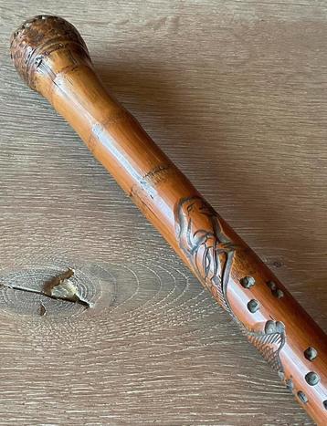Wandelstok antiek in bamboe (Japan) beschikbaar voor biedingen
