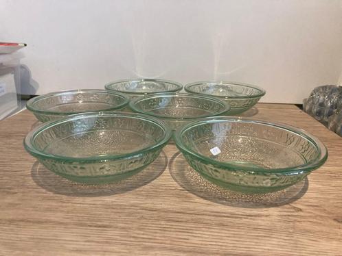 6 vintage groene glazen bekers, Antiek en Kunst, Antiek | Glaswerk en Kristal, Ophalen of Verzenden