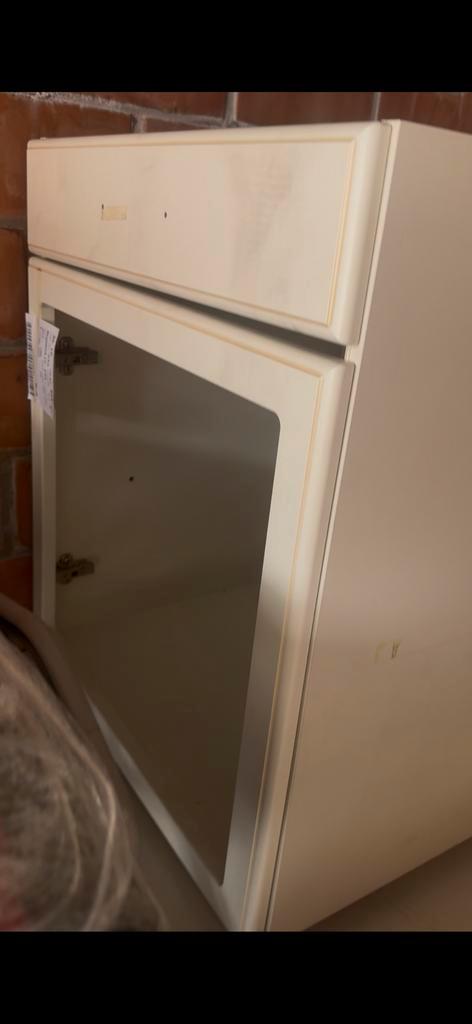 Nieuwe keuken nog in dozen – nooit geplaatst, Huis en Inrichting, Keuken | Complete keukens, Nieuw, Dubbelwandige keuken, Crème
