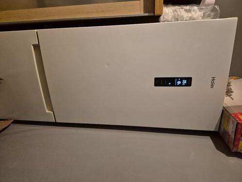 HAiER Koelkast met diepvriezer met digitale led display, Elektronische apparatuur, Koelkasten en IJskasten, Gebruikt, Met aparte vriezer