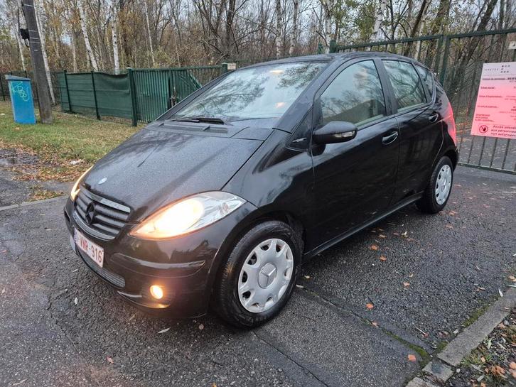 Mercedes classe A 150 1er propriétaire carnet prête a immatr, Auto's, Mercedes-Benz, Particulier, A-Klasse, Benzine, Onderhoudsboekje